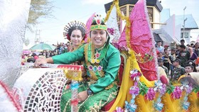 Menyaksikan Khusyuknya Mappanretasi di Kalimantan Selatan