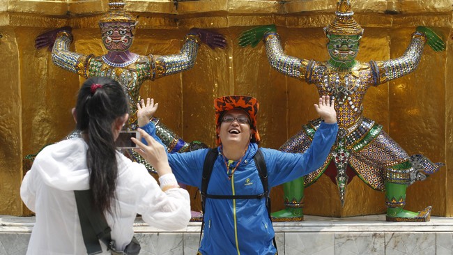 Peringatan ini disampaikan menyusul berbagai tingkah wisatawan Tiongkok yang mempermalukan pemerintah Beijing.