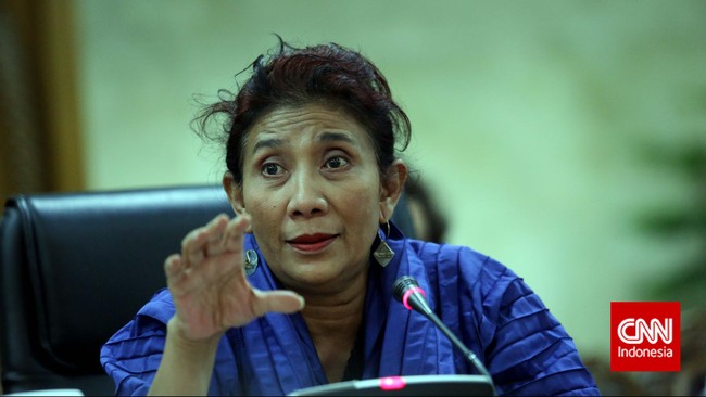 Sejumlah aktivis nelayan cantrang mulai menggemakan desakan menteri Susi dicopot dari jabatan. Susi santai dan menganggapnya tak lebih dari aksi pesanan.