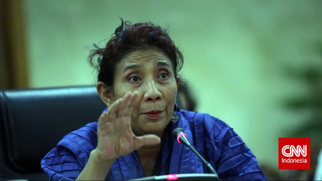 Menteri Kelautan dan Perikanan Susi Pudjiastuti mengajak negara tetangga membuat hotline untuk memberantas pencurian ikan.