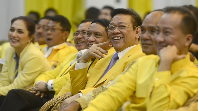 Penyidik Bareskrim Mabes Polri terus mendalami tudingan pemalsuan dokumen oleh kubu Agung Laksono di Munas Ancol. Tuduhan itu dilaporkan kubu Aburizal Bakrie.