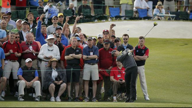 Survey di Inggris: Jumlah Partisipasi Golf Menurun Sports England merilis hasil survey yang menyatakan jumlah partisipasi dalam olahraga golf telah menurun hingga 21,6 ribu.