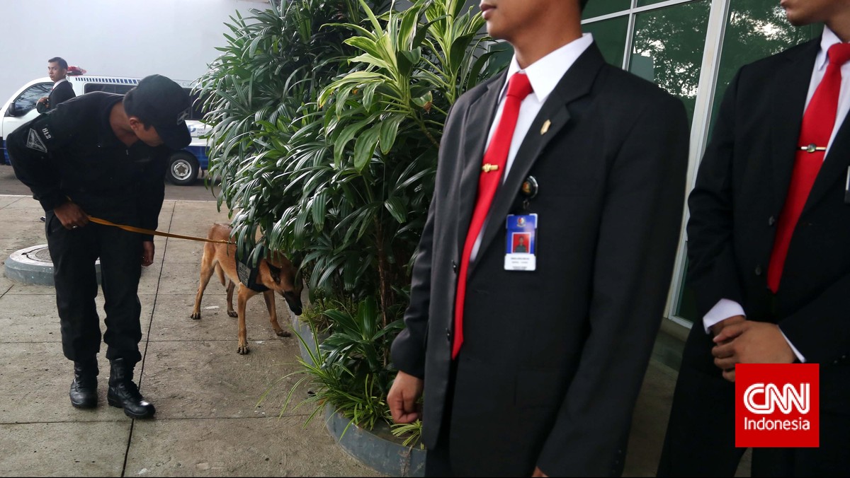 Aksi Kesiapan Anggota TNI Jaga Tamu-tamu Negara dalam KAA