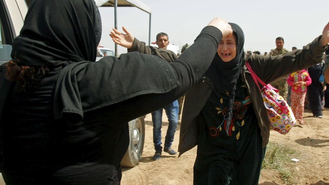 Gempuran pasukan Irak di Mosul berhasil membantu seorang wanita Yazidi melarikan diri dari sekapan ISIS setelah dua tahun lebih diculik.