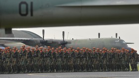 Prajurit TNI Tendang Pemotor Ibu Bonceng Anak Anggota Denhanud 471