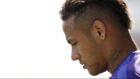 Saga Baru Kasus Transfer, Neymar Tertuduh