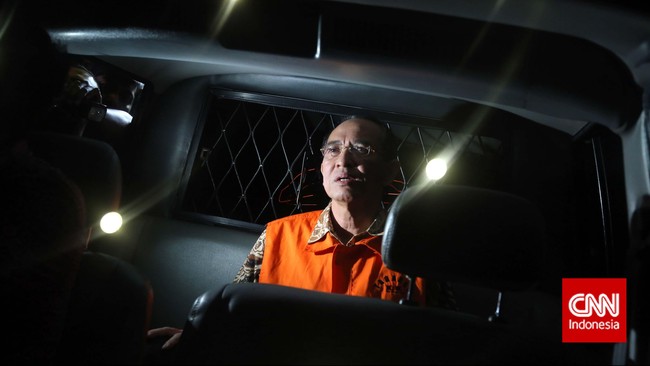 Mohammad Ali dimintai keterangan dalam kasus yang menjerat bekas Menteri Agama Suryadharma Ali menjadi tersangka.