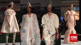 Mel Ahyar Hadirkan Kreasi Batik Ondel-ondel Tiga Dimensi