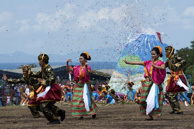 Tambora Berpesta Menyapa Dunia
