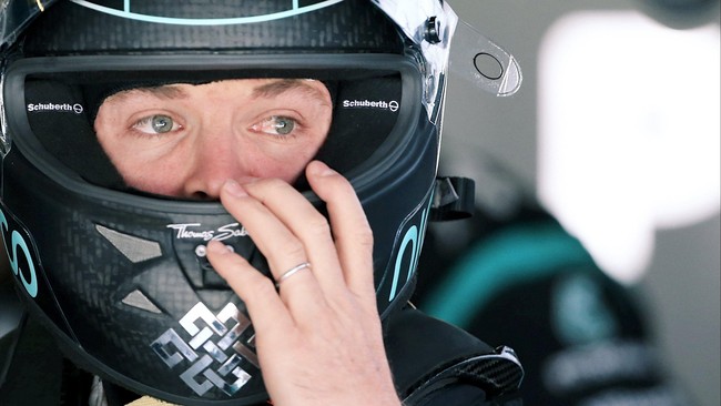 Meskipun memiliki selisih 48 poin dengan Lewis Hamilton, Rosberg belum ingin melempar handuk dan tetap berambisi mengejar titel juara dunia F1 2015.