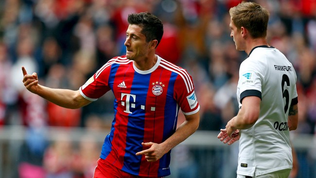 Bayern Munich meraih kemenangan telak 3-0 atas Eintracht Frankfurt dalam lanjutan pekan ke-28 Bundesliga Jerman di Stadion Allianz Arena, Sabtu (11/4).