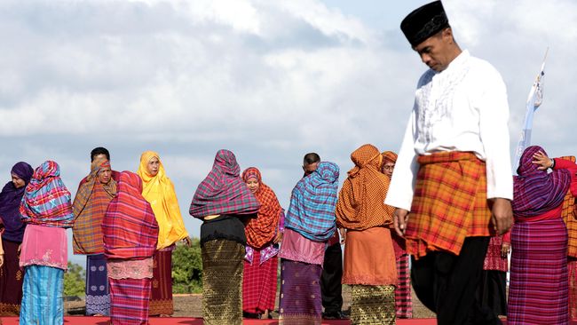 Sejarah harus mencakup keberagaman, baik dari segi wilayah maupun tema, agar generasi muda “menelan” sejarah secara utuh.