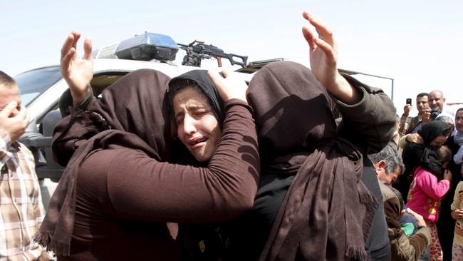 Trauma diperkosa berulang kali oleh militan ISIS, seorang gadis Yazidi rela membakar dirinya sendiri agar tak lagi terlihat menarik.
