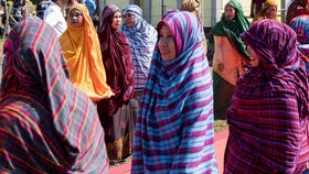 Mengenal Ragam Sarung Indonesia