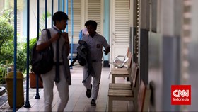Permendikbud Larangan MOS Menuai Kritik dari Pelajar
