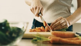 Trik Memasak Bahan Makanan Biasa Jadi Santapan Sehat