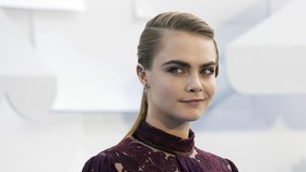Depak Kate Moss, Cara Delevingne Jadi Model Termahal