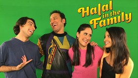 'Halal in the Family' Tertawakan Nasib Jadi Muslim di Amerika