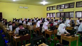 Siswa di Yogyakarta dan Bojonegoro Bermasalah Akses UN CBT