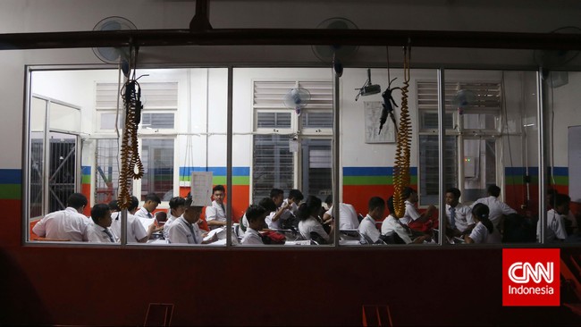 Kementerian Pendidikan dan Kebudayaan telah mendapatkan informasi dari polisi soal seseorang yang diduga sebagai pemilik akun Google Drive.