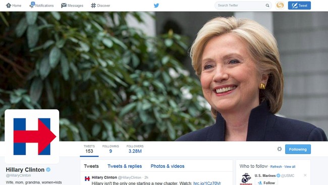 Clinton resmi maju dalam pemilihan presiden Amerika Serikat pada 2016 mendatang. Baru saja memberi pengumuman, khalayak mencemooh logo kampanye Clinton.