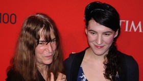 Sekuel Biografi Patti Smith Ceritakan tentang Mendiang Suami