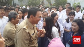 Jokowi-Ahok-Prasetyo Bertemu sebagai Teman