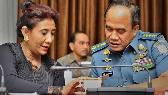 Menteri Kelautan dan Perikanan Susi Pudjiastuti menilai dwelling time yang ideal maksimal tiga hari.