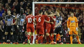 Liverpool Tundukkan Newcastle 2-0