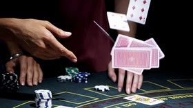Cardistry, Seni Bermain Kartu yang Ditinggalkan Pesulap