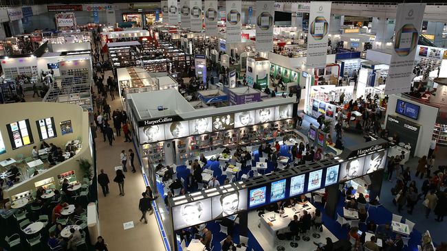 Beberapa penulis Indonesia menjadi peserta London Book Fair. Siap menjadi penerus Pramoedya Ananta Toer dan memperkokoh cengkeramnya di ranah literasi dunia.