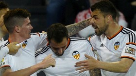 Hajar Granada 4-0, Valencia Masuk Zona Liga Champions