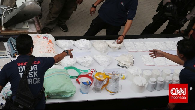 Dari tujuh pengungkapan kasus narkoba, polisi menyita narkoba jenis sabu seberat 106,77 kilogram dan 145 ribu butir ekstasi.