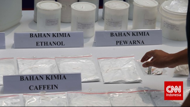 Modus penyelundupan sabu ke Medan yang dilakukan oleh sindikat internasional adalah antara lain&nbsp;dengan membungkus sabu menyerupai kemasan makanan.
