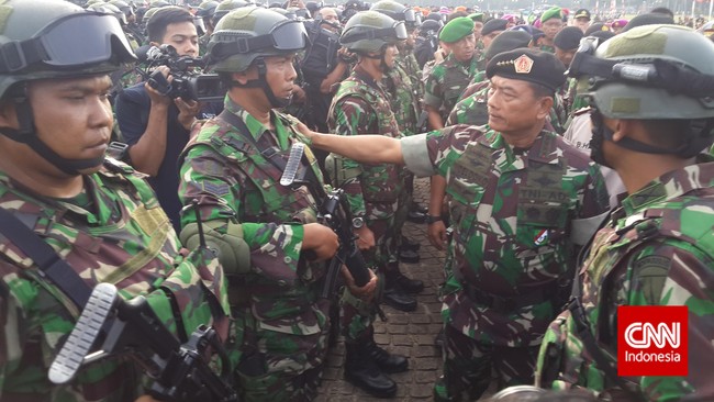 Panglima TNI Jenderal Moeldoko memberi sejumlah alasan yang kuat dan strategis dalam merekomendasi Mayor Jenderal Purnawirawan Hendardji Soepandji.