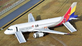 Pesawat Korsel Tabrak Pesawat Turki di Bandara Istanbul