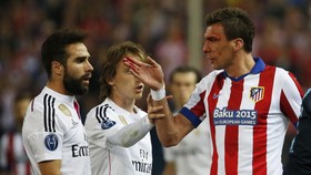 Real Madrid Khawatir UEFA Hukum Carvajal