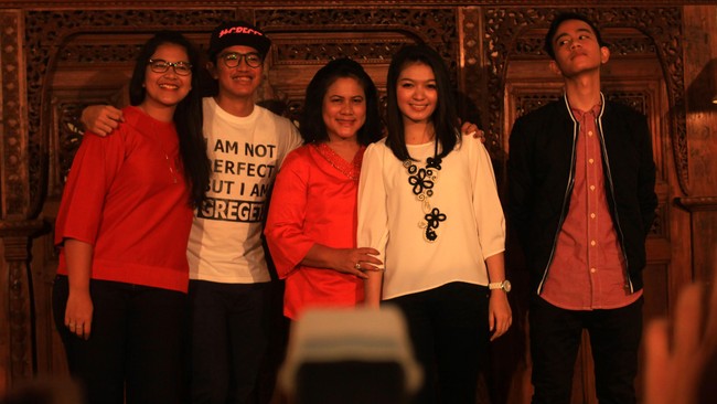 Ketua DPP PDIP bidang kepemudaan, Eriko Sotarduga, 'mengajak' Kaesang untuk bertemu untuk membahas masa depan politik.