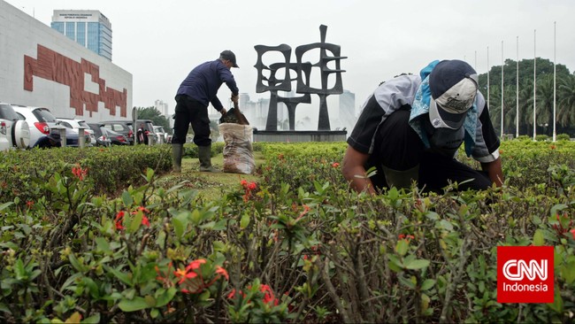 Setidaknya ada tujuh proyek besar yang akan dibangun di DPR RI sejak tahun ini, namun hingga kini belum ada keterbukaan terkait anggaran yang akan dikeluarkan.
