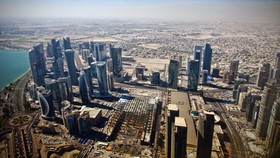 Qatar Perintahkan Tempat Usaha Tutup Saat Shalat Jumat