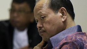 Sutan Pertanyakan Nasib Gerbong Komisi VII DPR