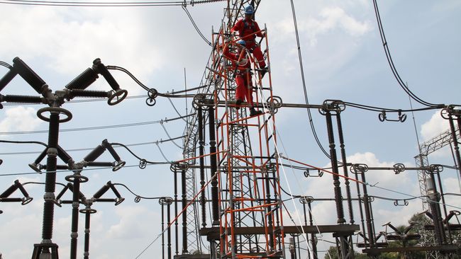 PLN: Listrik Padam di Jabodetabek dan Sebagian Jabar-Jateng Pemadaman listrik akibat gangguan transmisi di timur Jawa mengakibatkan pemadaman di Jabodetabek, sebagian Jawa Barat hingga Jawa Tengah.