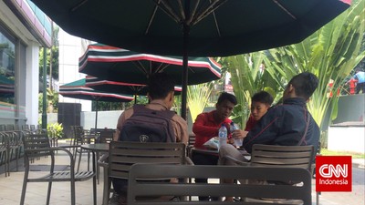 img-title Kadin Proyeksi Bisnis Sejenis 7-Eleven Tak Bertahan Lama