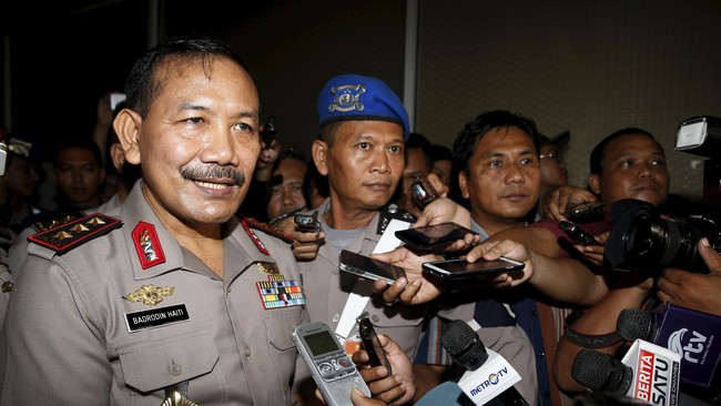Pimpinan DPR mendukung penuh pelantikan Komisaris Jenderal Badrodin Haiti sebagai Kapolri. Badrodin siang ini dinyatakan lolos uji kelayakan oleh Komisi III.