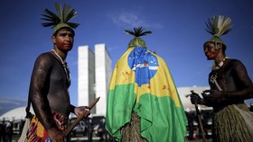 Seruan Hati Kaum Adat Brasil