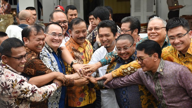 Menkopolhukam Tedjo Edhy Purdijatno mengatakan sosok tersebut pastinya memiliki visi serupa Badrodin untuk memajukan kepolisian.