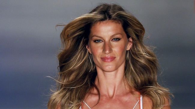 Kaya-raya, cantik dan sangat sukses, supermodel Gisele Bundchen pun pernah berpikir untuk bunuh diri. Dia menceritakan masa-masa sukar hidupnya dalam bukunya.