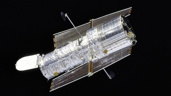 Telesko Hubble yang sudah mengangkasa 25 tahun dianggap sebagai 'mata' di antariksa karena mampu mampu memperlihatkan kondisi terkini antariksa dalam gambar.