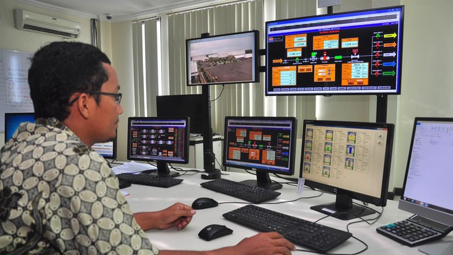Sejak awal 2015, Pertamina berupaya menekan biaya operasional di tengah harga minyak yang sedang lemah.