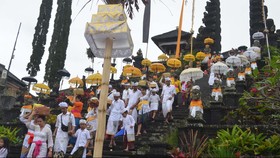 Ada Pungutan Liar di Besakih, Pariwisata Bali Tercoreng